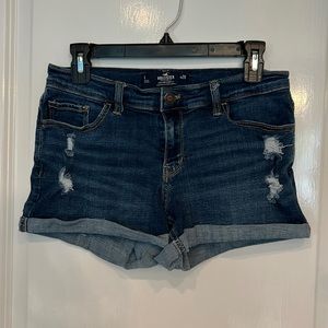 Hollister low rise denim shorts, 3” inseam, sz 9, w29, advanced stretch